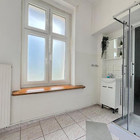 Square Room - 20 Minutes To Gdansk Old Town & Seaside Exterior photo
